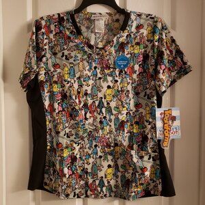 Where’s Waldo Tooniforms Scrub Top Shirt Multicolor Size Large Cartoon Book NWT